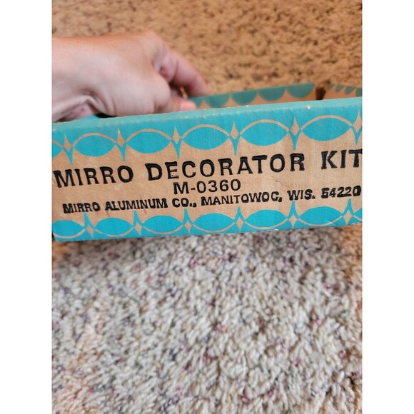 Vintage Aluminum Decorator Tips - Picture 4 of 5